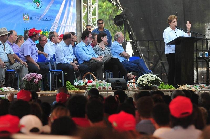 Dilma afirmou que governo far&aacute; contingenciamento &ldquo;significativo&rdquo; nos recursos previstos no or&ccedil;amento