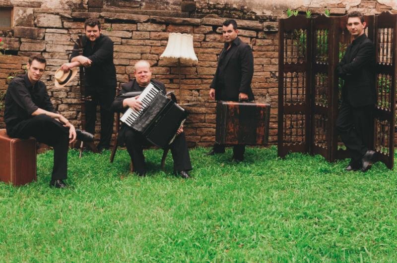 Quinteto Persch lan&ccedil;a &aacute;lbum Brasileir&iacute;ssimo em Porto Alegre