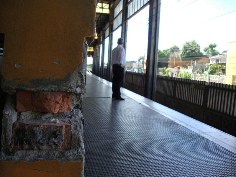 Local, que em 2014 registrou 6.365 usu&aacute;rios por dia, tem apar&ecirc;ncia de abandono