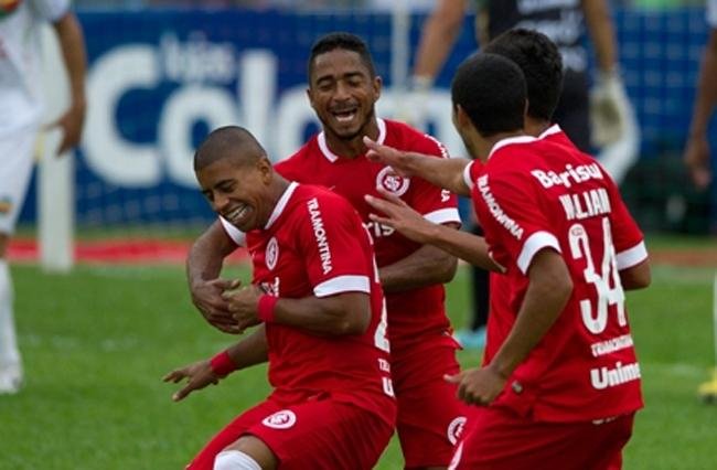Atacante fez dois gols em duas oportunidades com Aguirre e garantiu a vit&oacute;ria