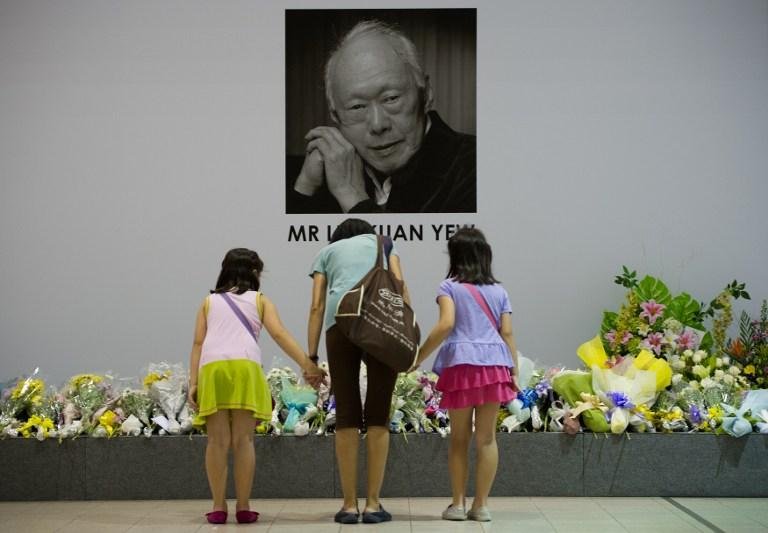 Mensagens de condol&ecirc;ncias chegaram de todo o mundo para saudar a mem&oacute;ria de l&iacute;der fundador