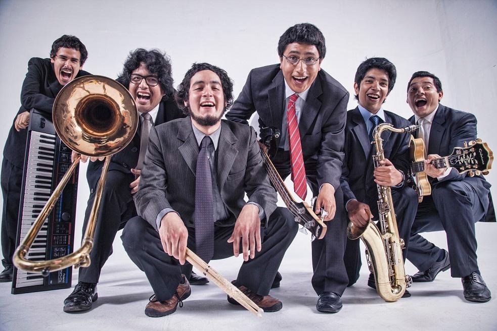 A banda peruana Vieja Skina &eacute; o primeiro nome confirmado do line up