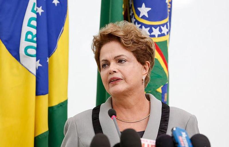 Dilma diz que n&atilde;o h&aacute; espa&ccedil;o fiscal para resolver indexador da d&iacute;vida dos Estados 
