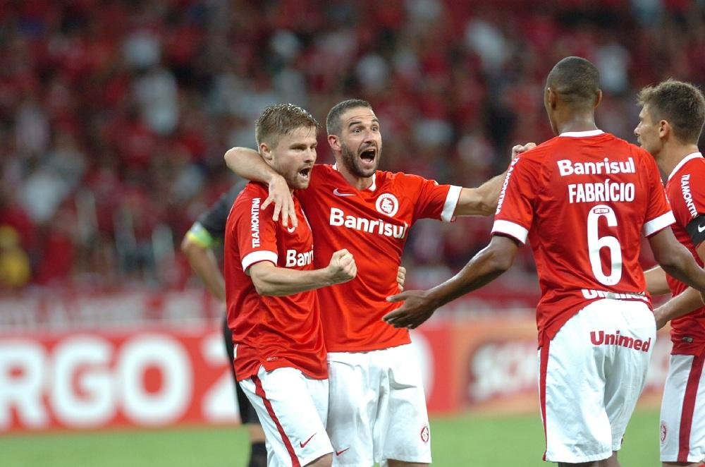Inter tenta fazer novo esquema decolar diante do Avenida 