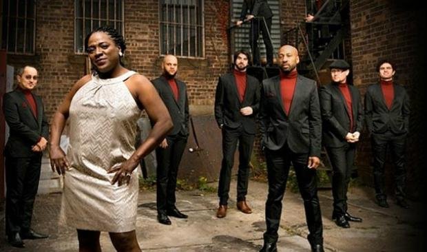 Sharon promete mesclar as m&uacute;sicas no seu novo trabalho com can&ccedil;&otilde;es de seus discos anteriores