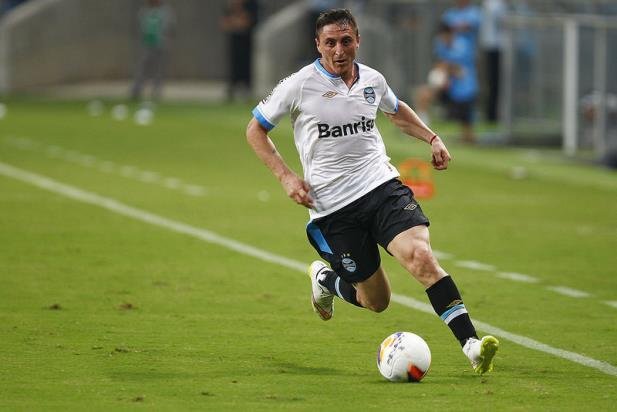 Cristian Rodriguez segue com quatro jogos de puni&ccedil;&atilde;o