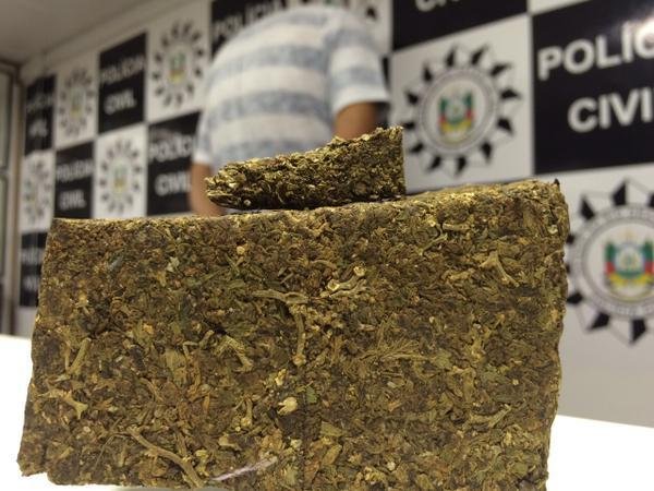 Maconha do tipo Skank era endere&ccedil;ada a jovens do bairro Tr&ecirc;s Figueiras 