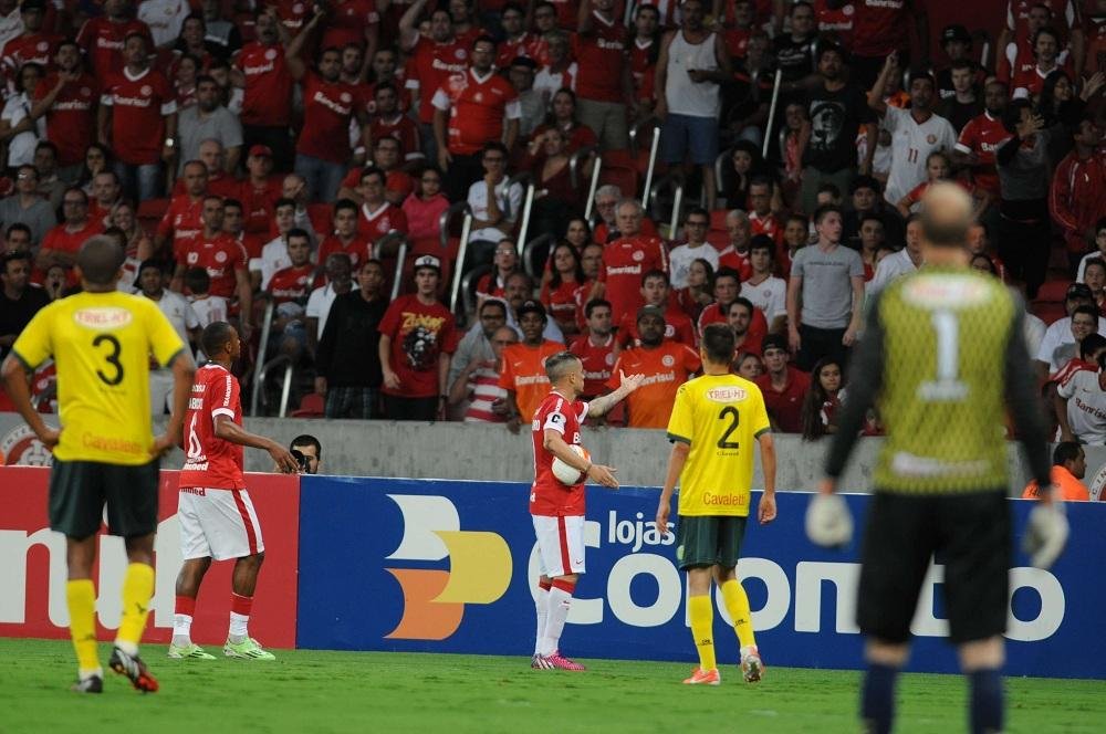 D&acute;Alessandro saiu em defesa de Fabr&iacute;cio
