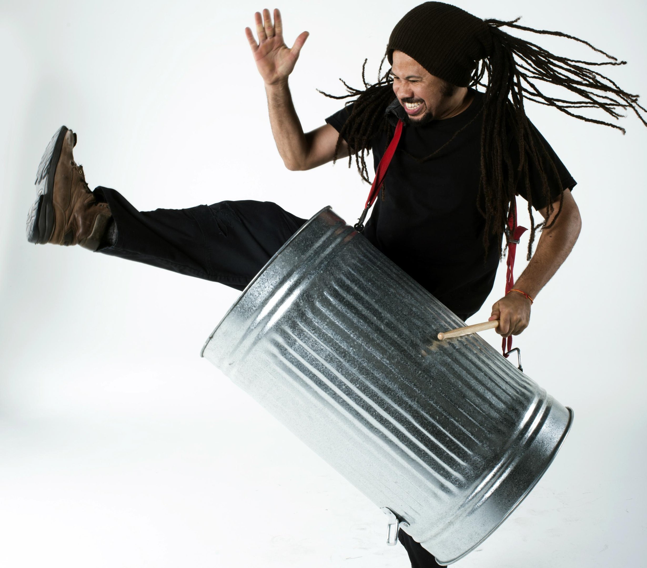 Turn&ecirc; do Stomp passa por Porto Alegre nesta semana 