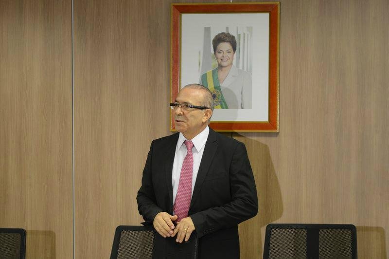 Padilha resiste a assumir articula&ccedil;&atilde;o pol&iacute;tica, dizem l&iacute;deres do PMDB