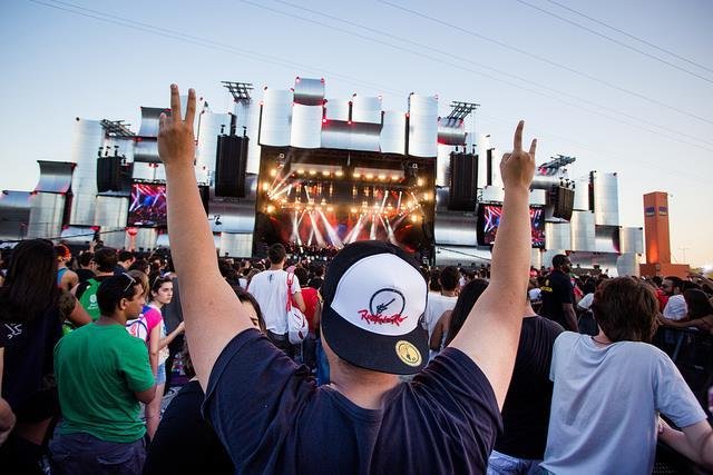 Festival come&ccedil;a a vender os ingressos nesta quinta