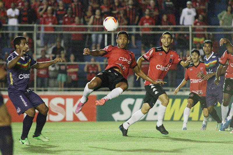 Brasil de Pelotas enfrenta o Lajeadense em Rio Grande