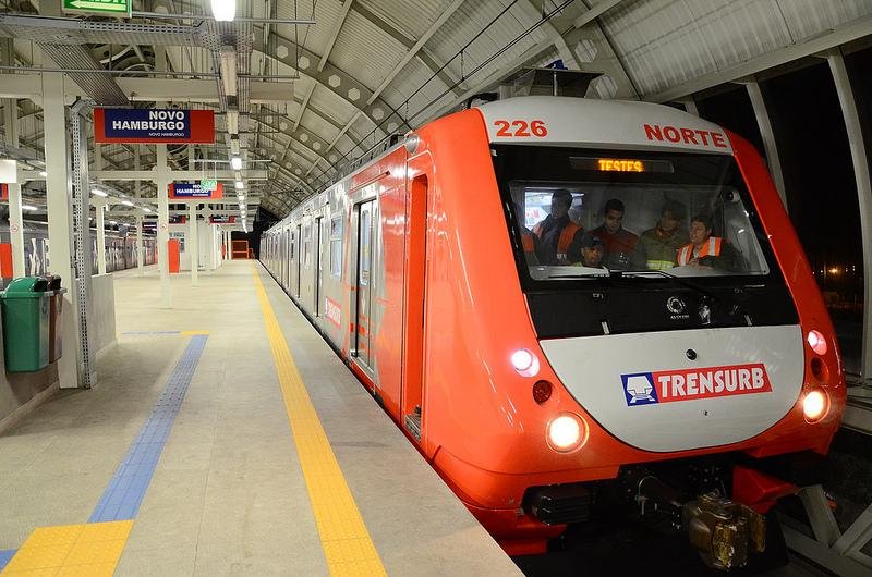 Novos trens ficar&atilde;o parados por tempo indeterminado