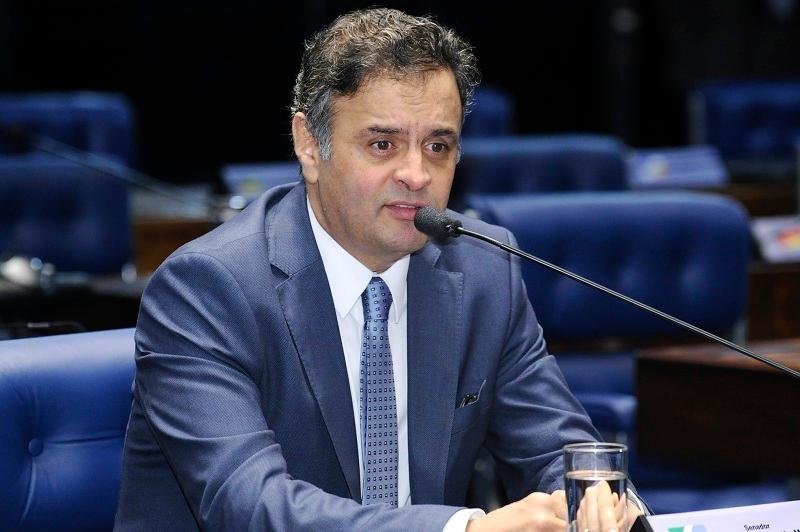 Senador do PSDB disse que seu partido n&atilde;o recebeu financiamento em troca de superfaturamento de obras