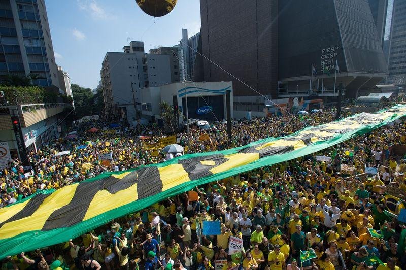 Pol&iacute;cia Militar de S&atilde;o Paulo estimou 275 mil na avenida Paulista