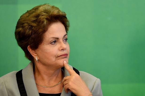 Presidente Dilma Rousseff se manifestou contr&aacute;ria &agrave; redu&ccedil;&atilde;o da maioridade penal