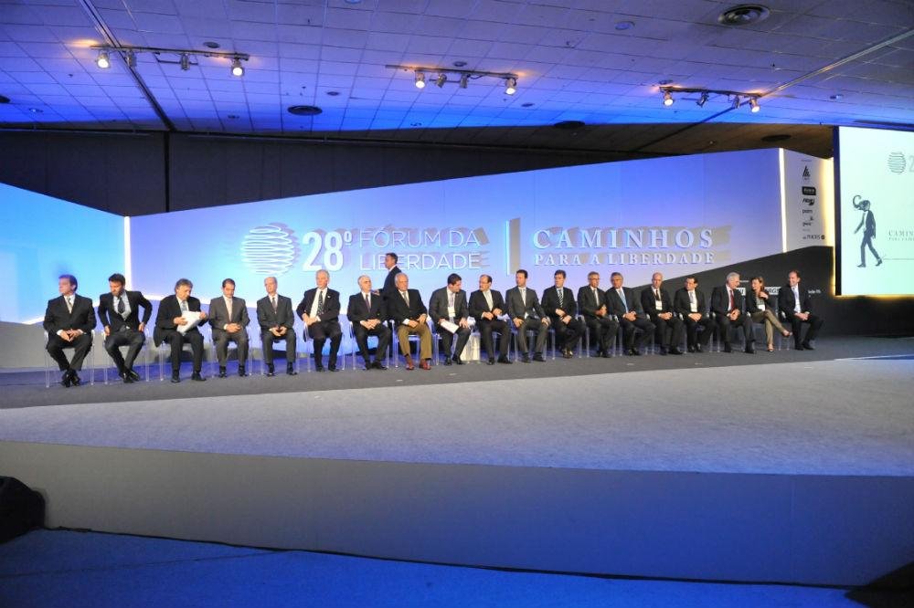 Evento discute a paralisia da economia e corrup&ccedil;&atilde;o do setor p&uacute;blico