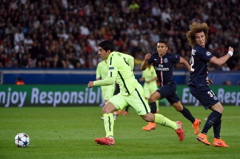 Atacante do Barcelona deu duas canetas em David Luiz que acabam em gol