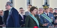 Presidente da Câmara, Eduardo Cunha, e presidente Dilma Rousseff participaram de cerimônia no Exército