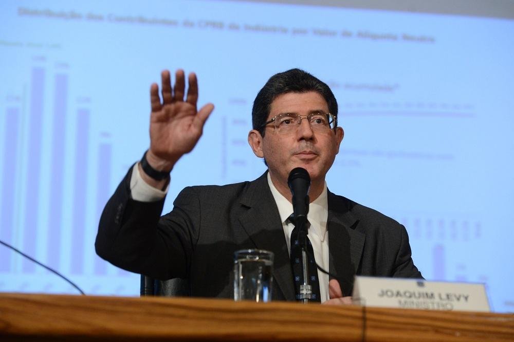 Joaquim Levy afirmou neste s&aacute;bado que n&atilde;o foi questionado sobre possibilidade de impeachment