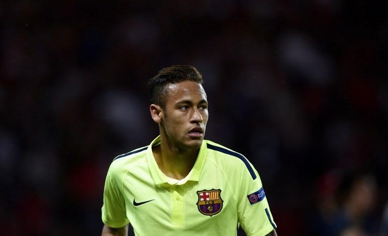 Pai de Neymar ameniza briga entre craque e Luis Enrique 