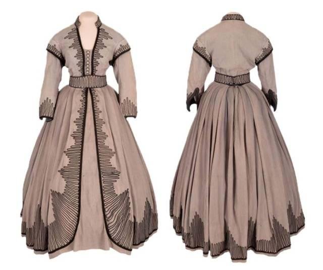 Vestido foi colocado &agrave; venda inicialmente por 60 mil d&oacute;lares