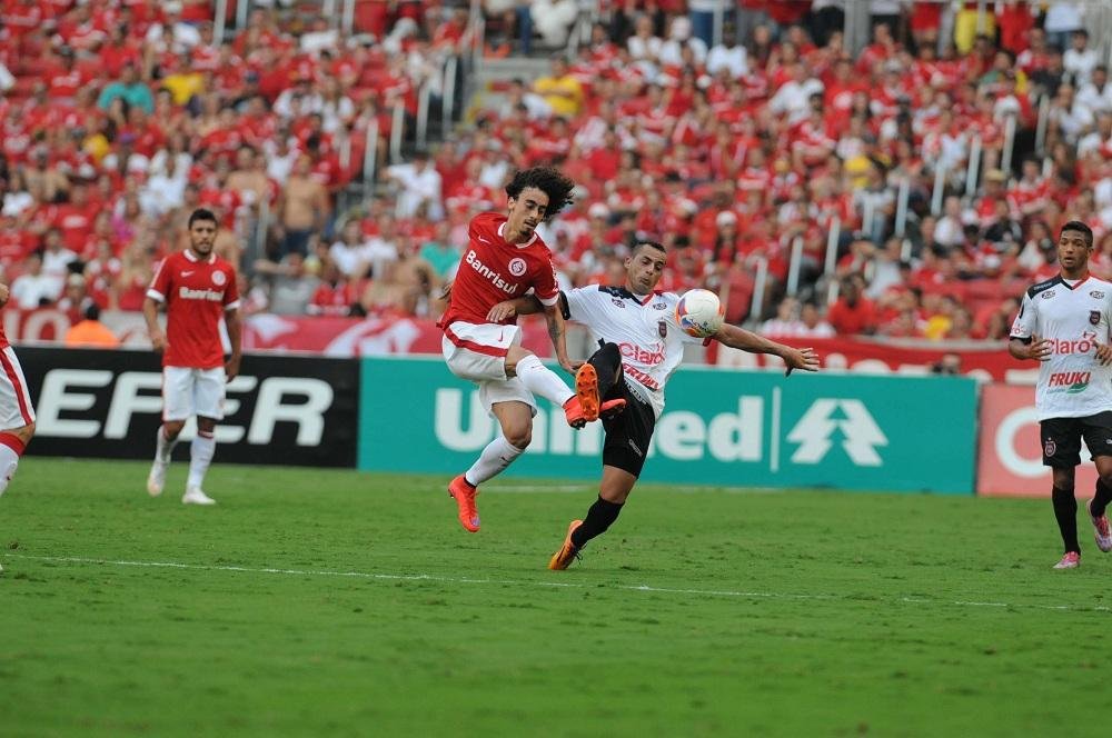 Chutes a gol e fun&ccedil;&atilde;o t&aacute;tica colaboram para boa fase de Vald&iacute;via 