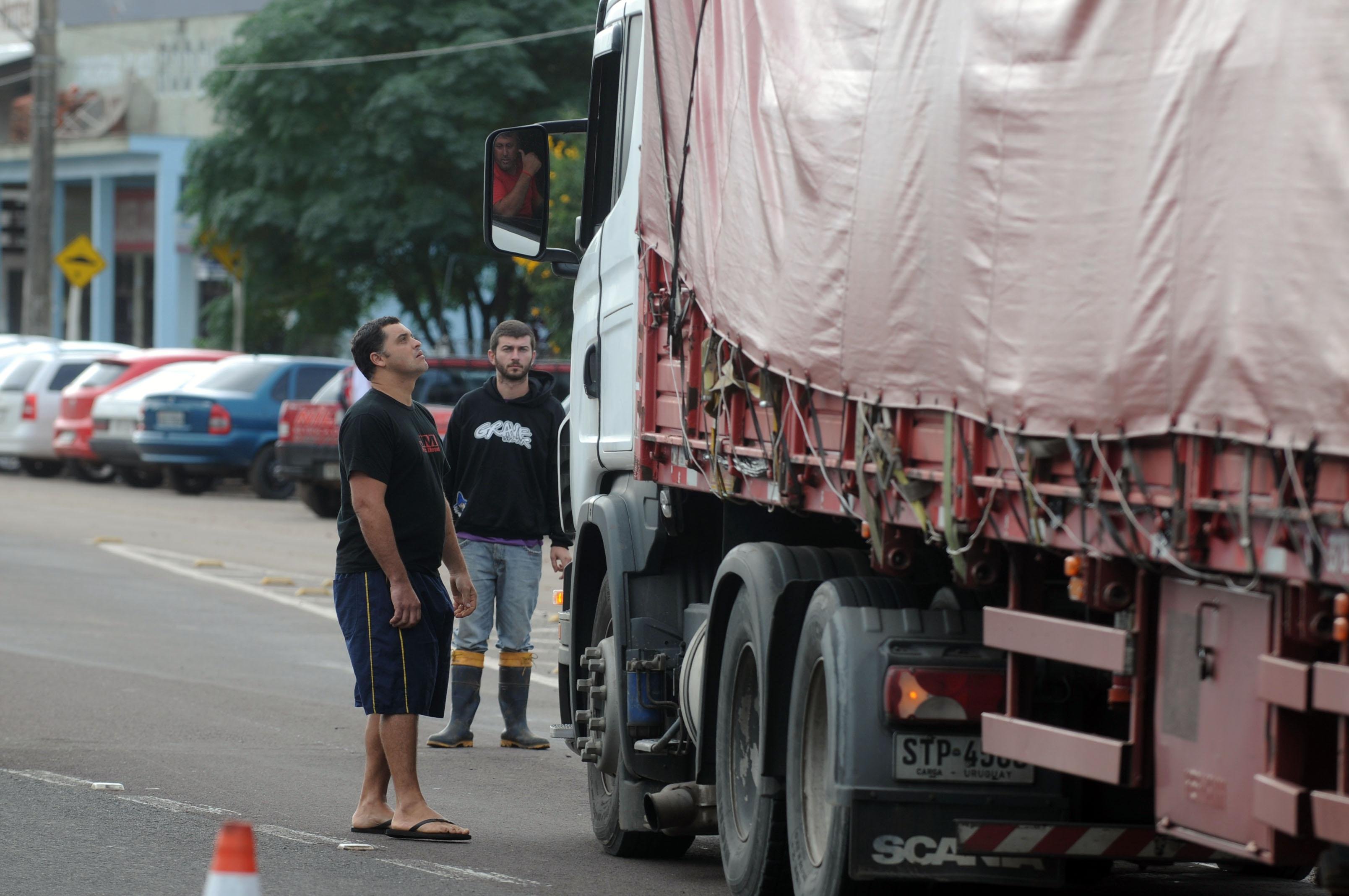 Justi&ccedil;a refor&ccedil;ou hoje que est&aacute; proibida a realiza&ccedil;&atilde;o de qualquer bloqueio em rodovia federal do RS