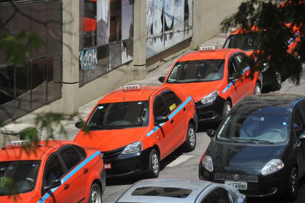 Equipamento garante seguran&ccedil;a a motoristas e passageiros, com rastreamento do ve&iacute;culo