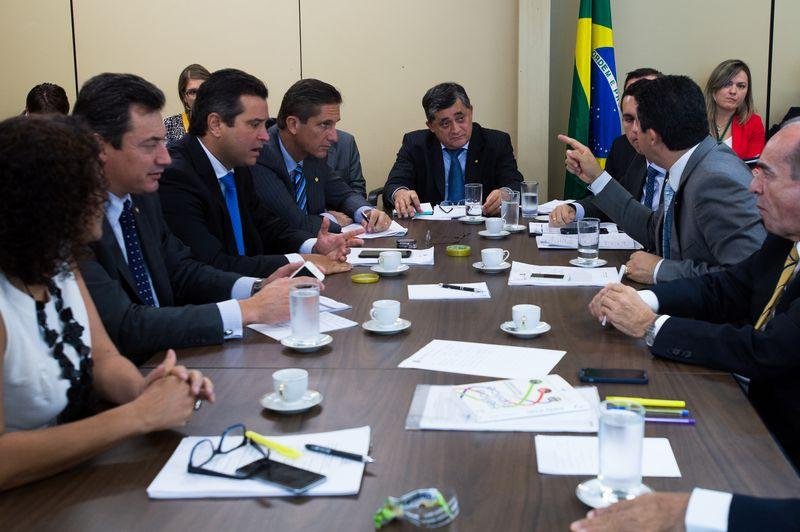 De acordo com Guimar&atilde;es, reuni&atilde;o ministerial de s&aacute;bado foi muito estrat&eacute;gica para refor&ccedil;ar a recupera&ccedil;&atilde;o do pa&iacute;s