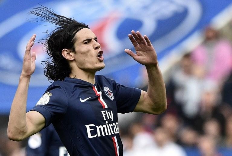 Presidente do PSG garante perman&ecirc;ncia de Cavani 