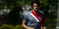 Corinthians planeja venda de Pato na próxima janela 
