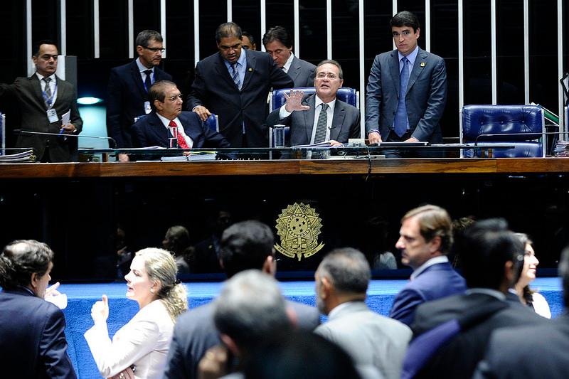 Pedido para apurar supostas fraudes bilion&aacute;rias no Carf tem 40 assinaturas