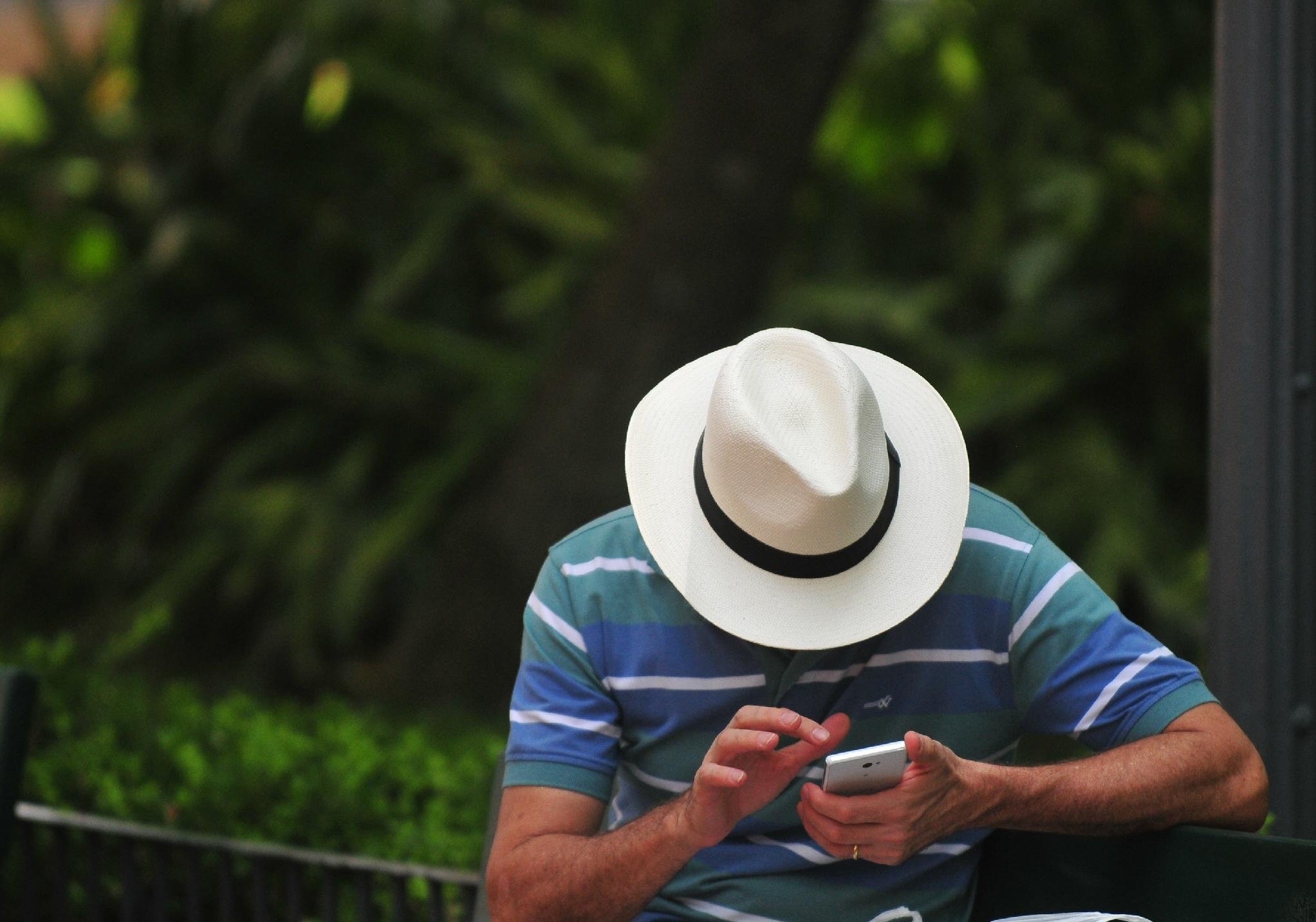 Porto Alegre ocupa segundo lugar no uso de celulares no Pa&iacute;s