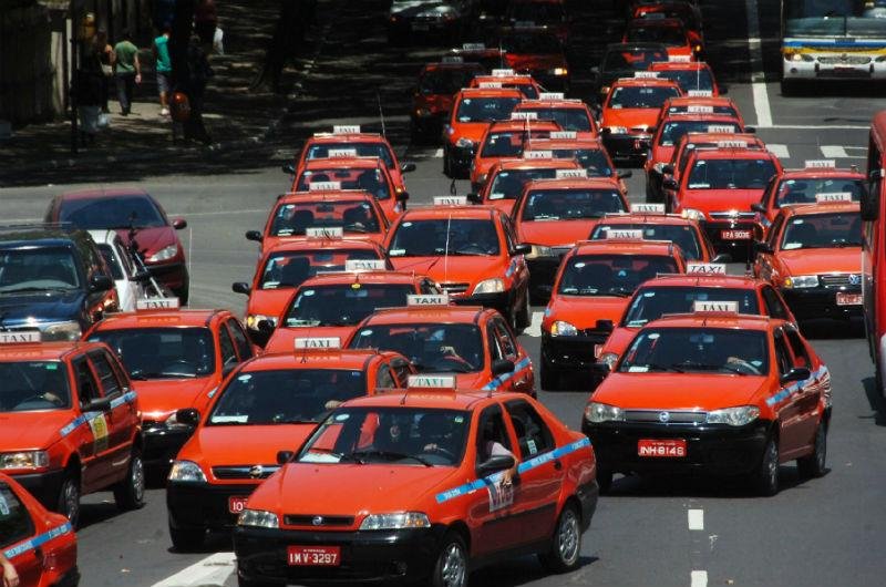 EPTC confirma erro de c&aacute;lculo em tarifa dos t&aacute;xis de Porto Alegre