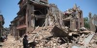 Governo do Nepal anunciou no sábado que descartava possibilidade de encontrar sobreviventes