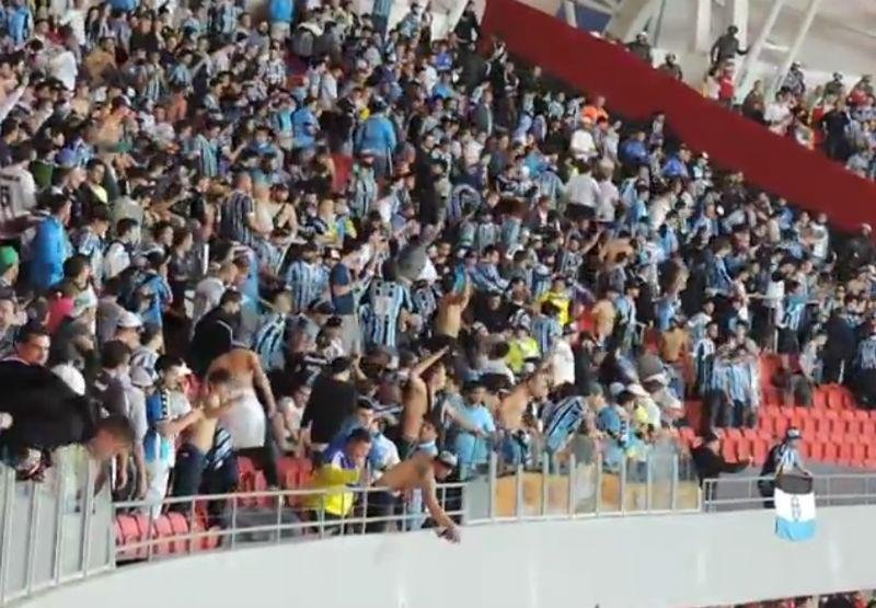 Gr&ecirc;mio pode ter de pagar R$ 60 mil por depreda&ccedil;&atilde;o de cadeiras