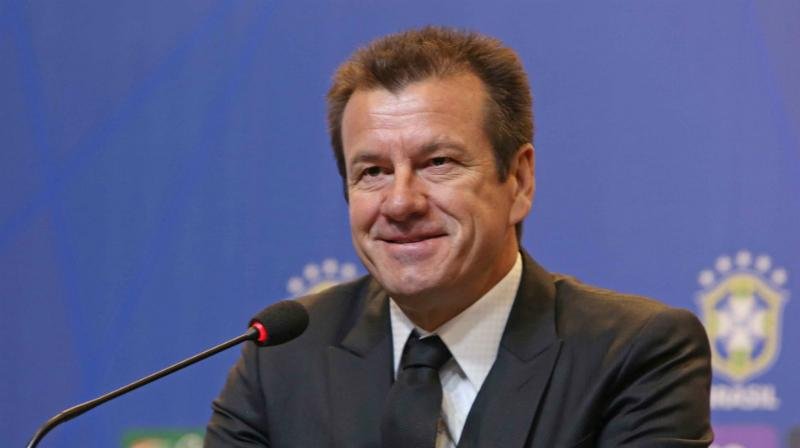Dunga descarta ideia de grupo fechado na Sele&ccedil;&atilde;o