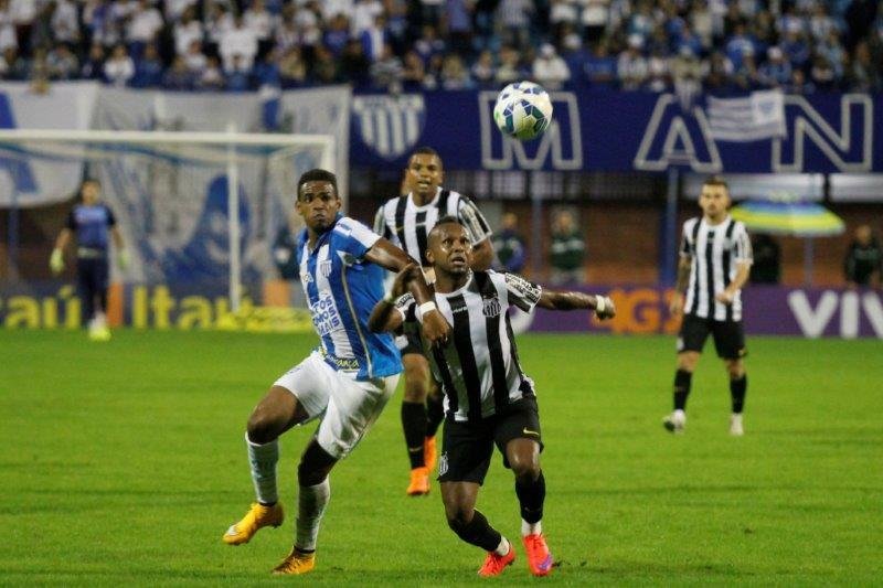 Ava&iacute; e Santos empataram sem gols na Ressacada