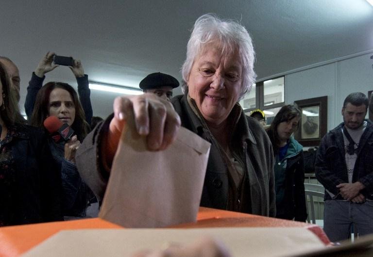 Luc&iacute;a Topolansky n&atilde;o conseguiu capitalizar a popularidade e o carisma de seu marido