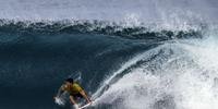 Liga de Surfe confirma etapa brasileira sem competições nesta segunda
