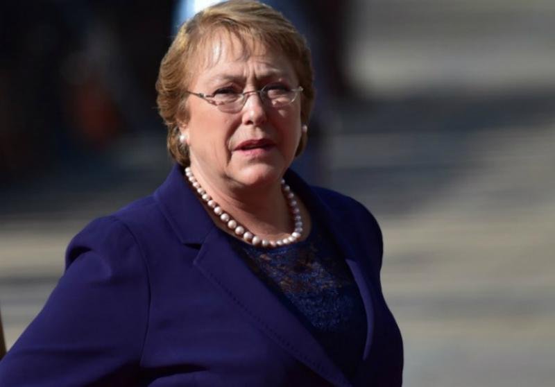 Bachelet anuncia novo gabinete para superar crise no Chile