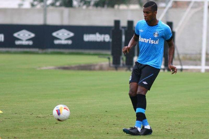 Quinteros convoca Erazo para defender o Equador na Copa Am&eacute;rica