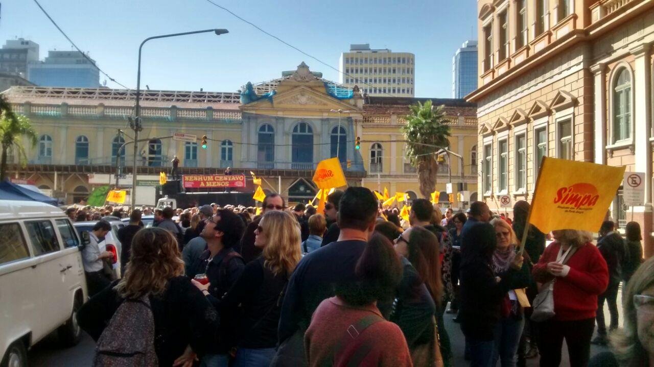 Fortunati ressaltou que &eacute; de conhecimento a crise financeira nas tr&ecirc;s esferas do governo