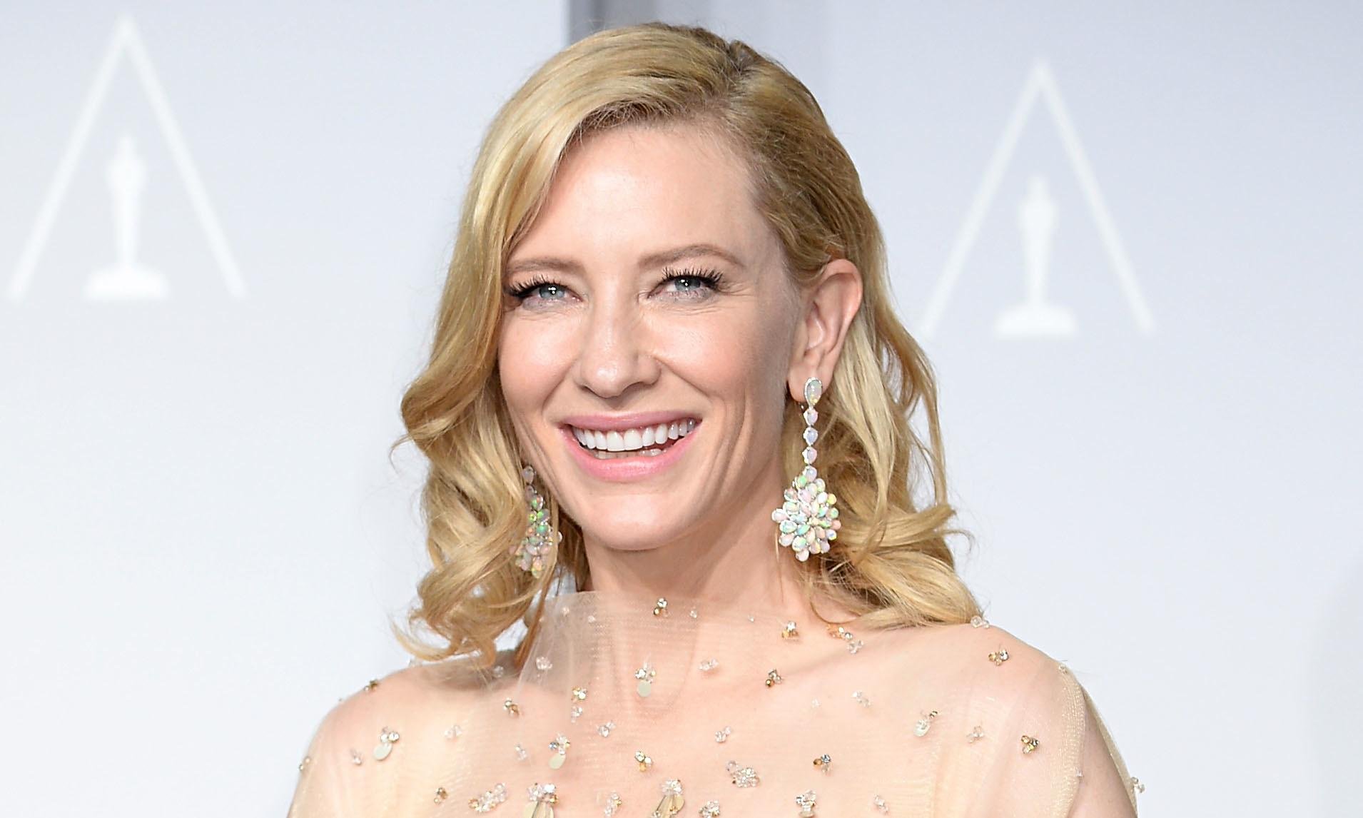 Cate tamb&eacute;m revelou em entrevista que nunca assistiu seus filmes