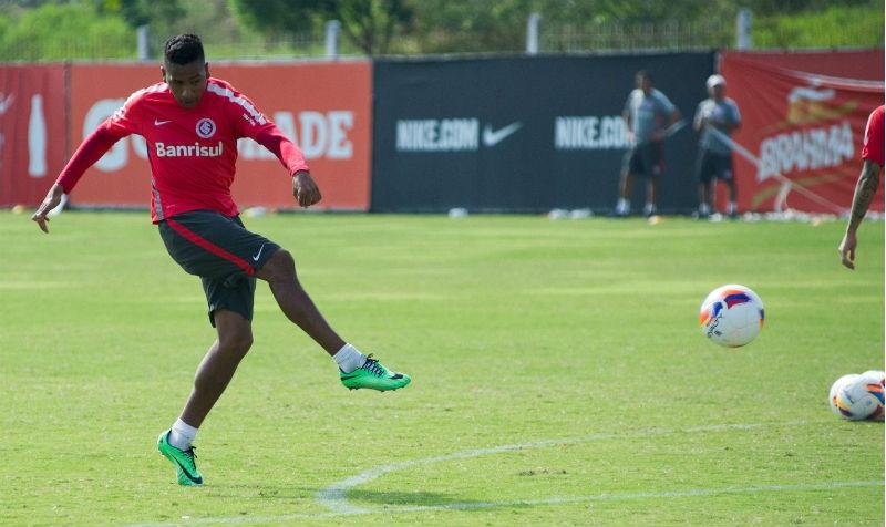 Inter ter&aacute; refor&ccedil;os em jogo contra Ava&iacute; 