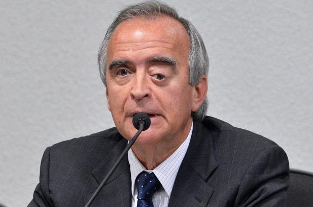 Ex-diretor da Petrobras est&aacute; preso em decorr&ecirc;ncia de investiga&ccedil;&otilde;es da Lava Jato