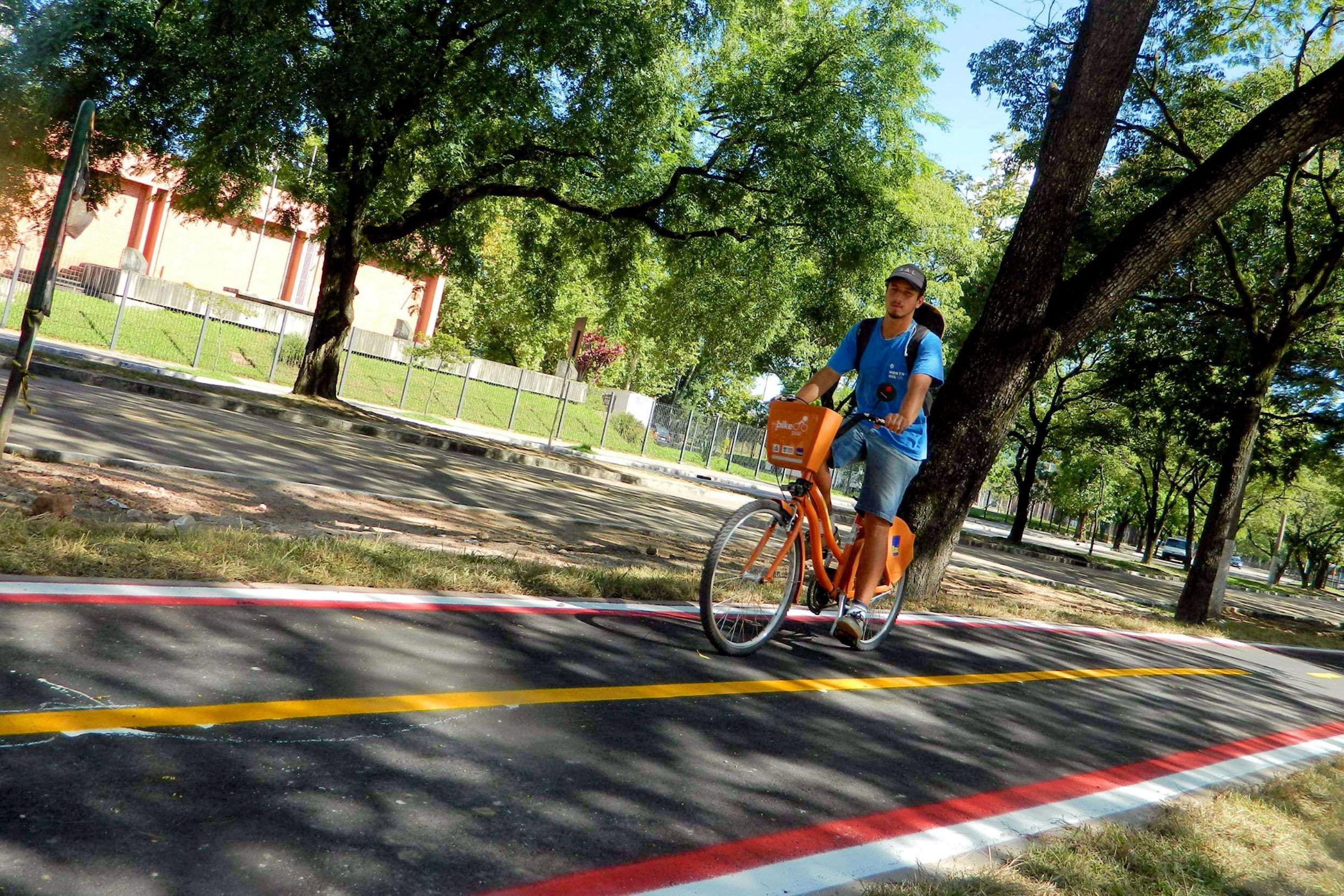 EPTC aponta queda dos acidentes com aumento das ciclovias nos &uacute;ltimos cinco anos