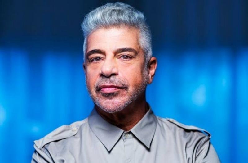 Artista aposta em parcerias para o novo show