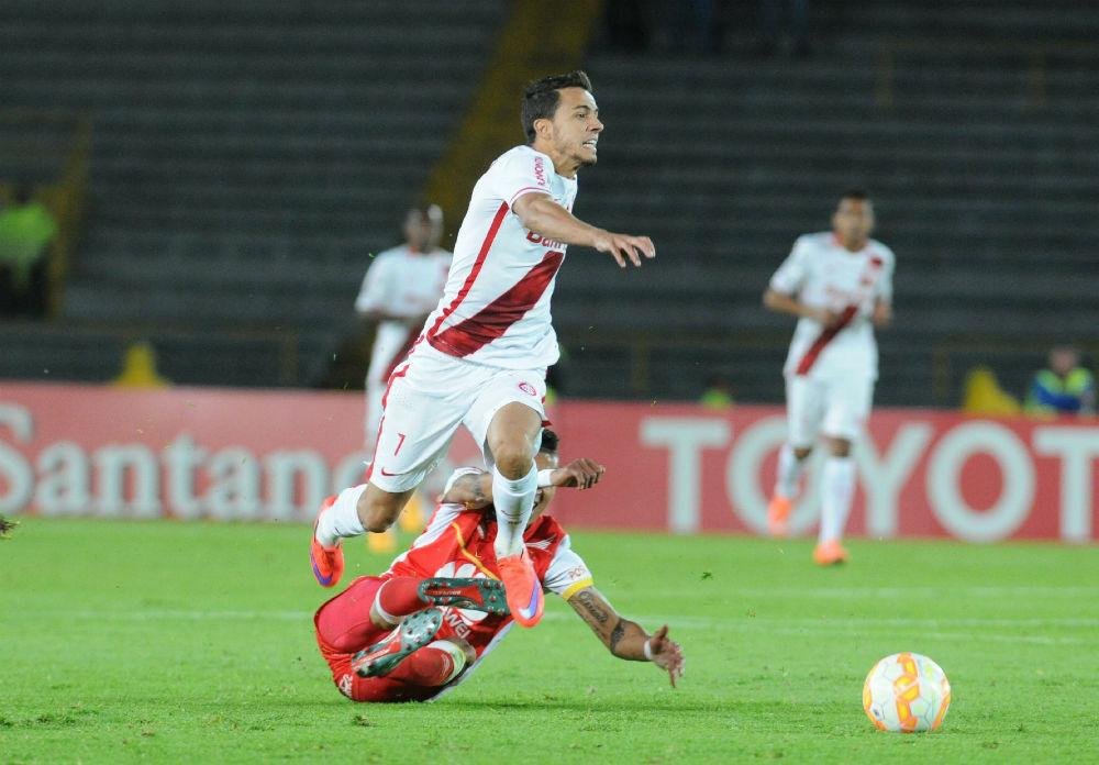 Nilmar, que entrou na segunda etapa, cr&ecirc; na revers&atilde;o do resultado no Beira-Rio